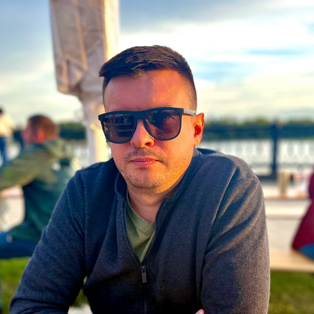Андрей Баранов